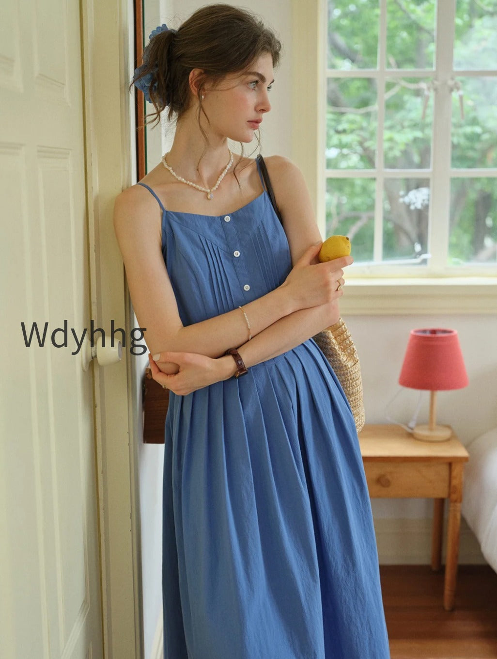 bethany-loose-simple-braces-dress